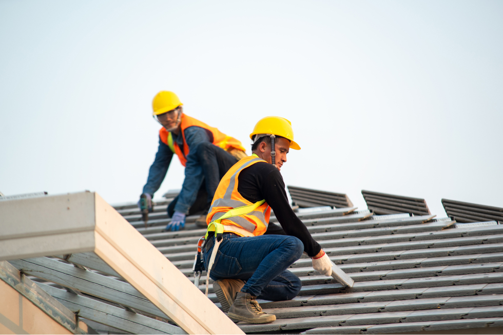 Top 7 Benefits of Hiring Roof Replacement Services for Businesses